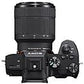 Cámara mirrorless Sony Alpha 7 III con objetivo 28-70mm OSS